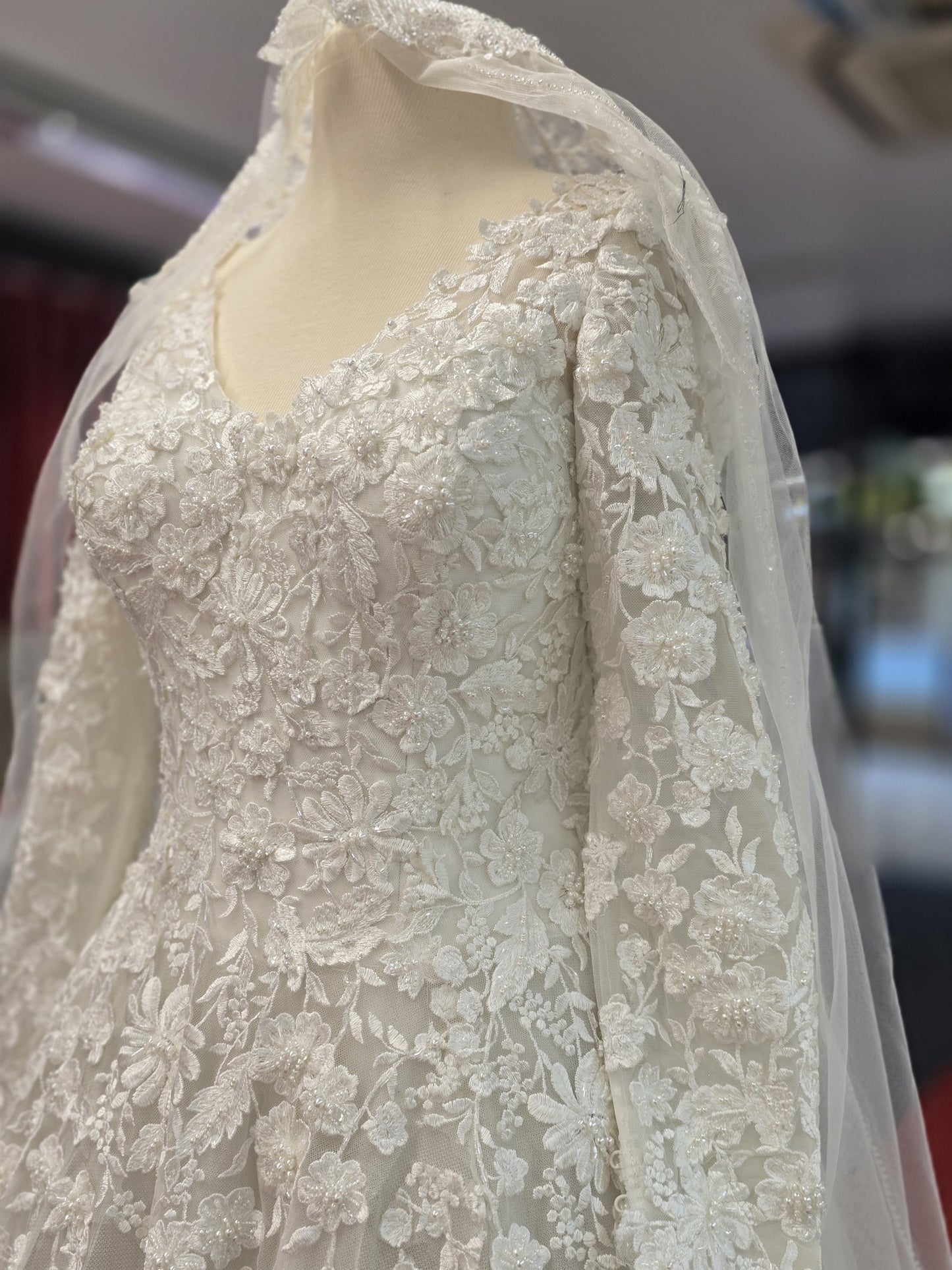 Robe de Mariée Princesse Élégante R8